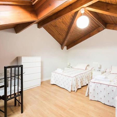 Chalet En La Cuidad- Con Jardin Y Barbacoa Gijón Zewnętrze zdjęcie