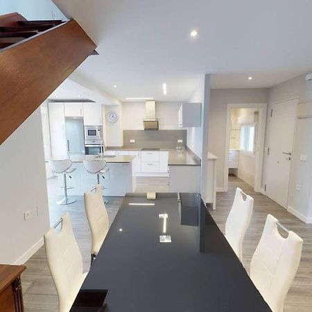 Chalet En La Cuidad- Con Jardin Y Barbacoa Gijón Zewnętrze zdjęcie